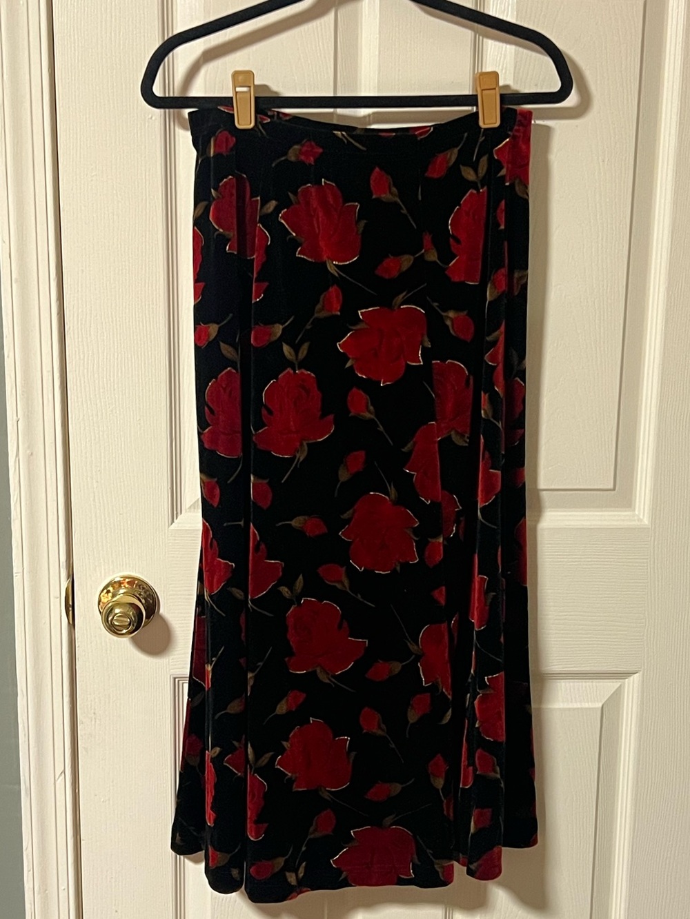 Coldwater Creek SZ M Black Red Rose Velvet Maxi Skirt Whimsigoth 90s Romantic
